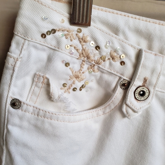 Limited Too White Denim Embroidered Cuffed Capri Pants - Picture 6 of 16